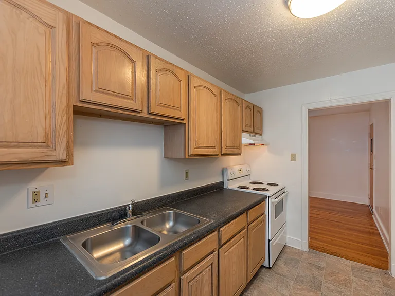 McGuire Park Apartments — Photo 17
