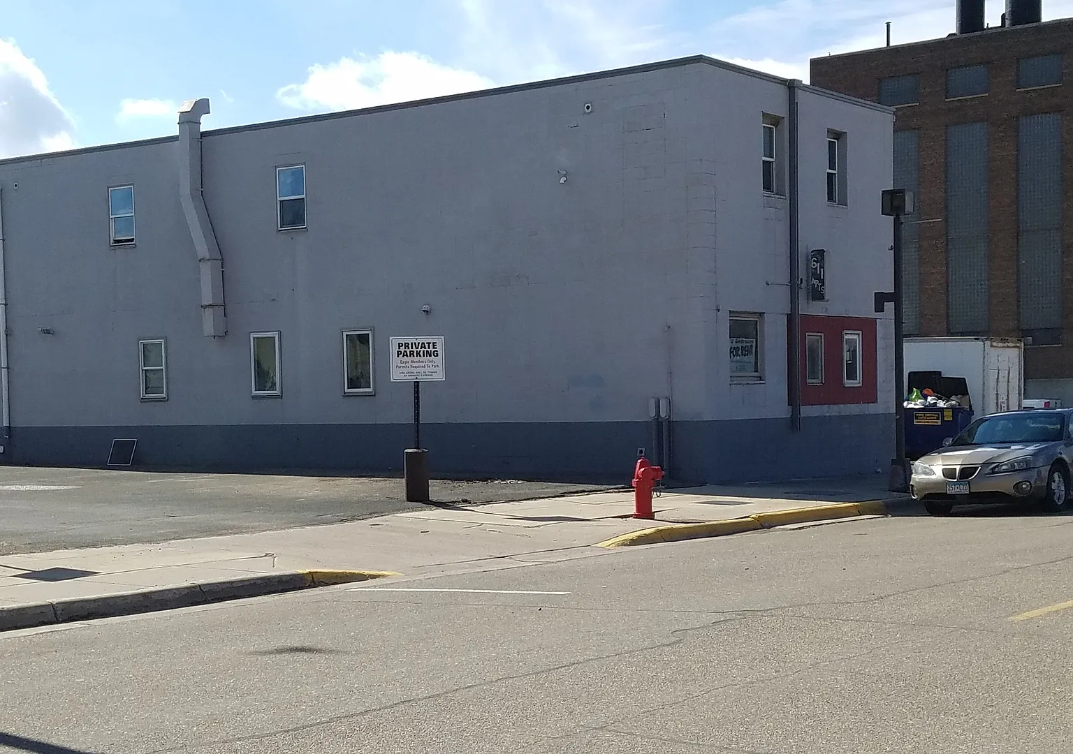 611 Pacific Ave Sw — Photo 1