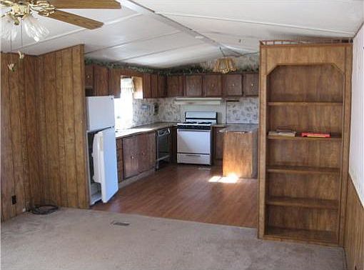 2nd image of 345 Madison 8625 St #8625