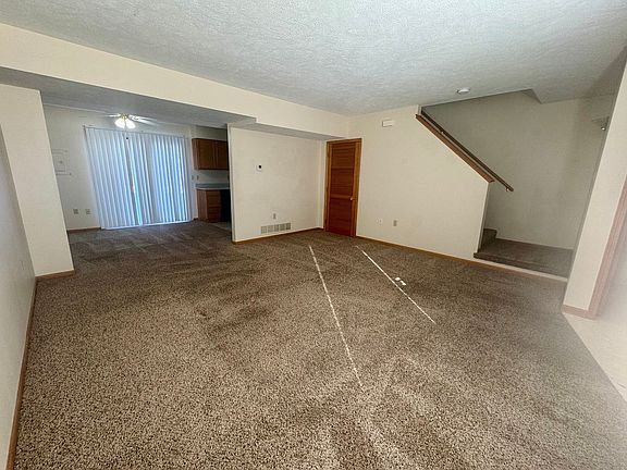 2nd image of 405 NW 23rd St