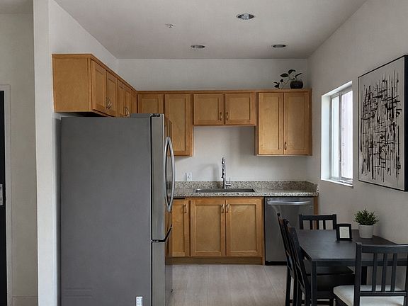3rd image of 450 J St Unit 4161