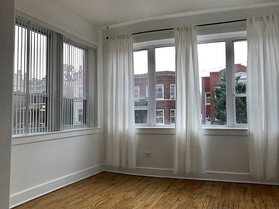 4th image of 3244 W Cortez St Unit 1