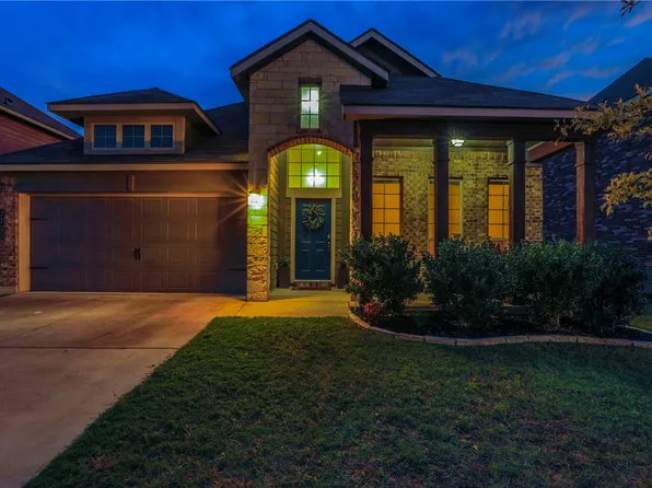 2725 Keathley Dr, Lorena, TX 76655