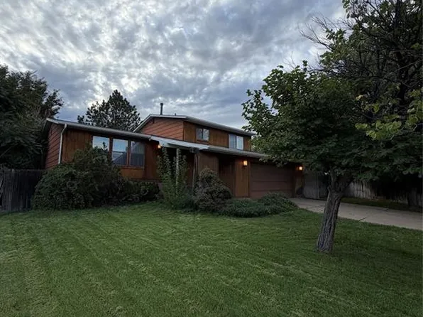 23 Ironweed Dr, Pueblo, CO 81001