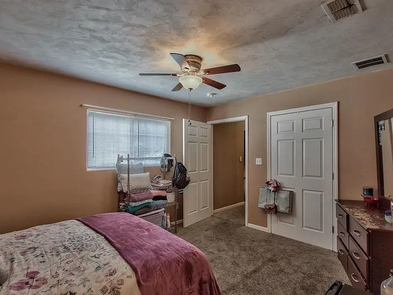 640 Eugenia St #204 — Photo 10