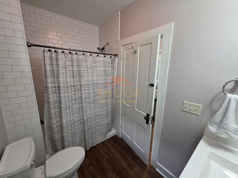 650 Romig St — Photo 14
