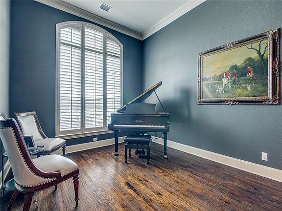 5th image of 1698 Sandia Ln