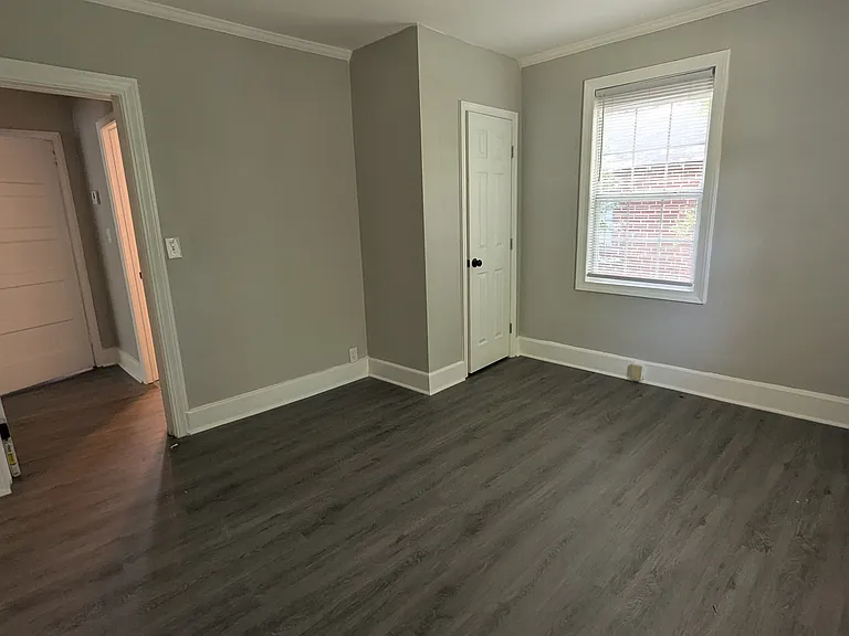 860 Morningside Dr — Photo 12