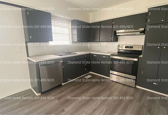 4th image of 5808 Del Prado St