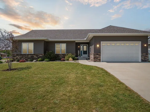 10 Windswept Ln, Hillsdale, MI 49242