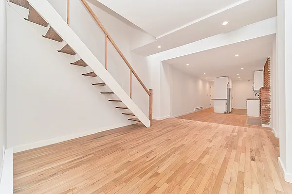 Rented by Living New York | media 11