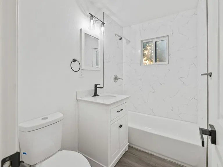 1406 W Roosevelt Ave — Photo 15