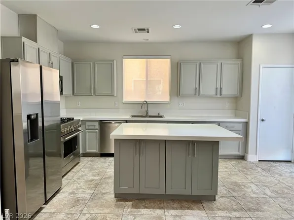 5352 Magnolia Crossing St, Spring Valley, NV 89148