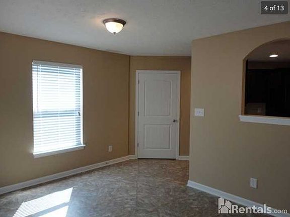 3rd image of 1609 Wagner Dr