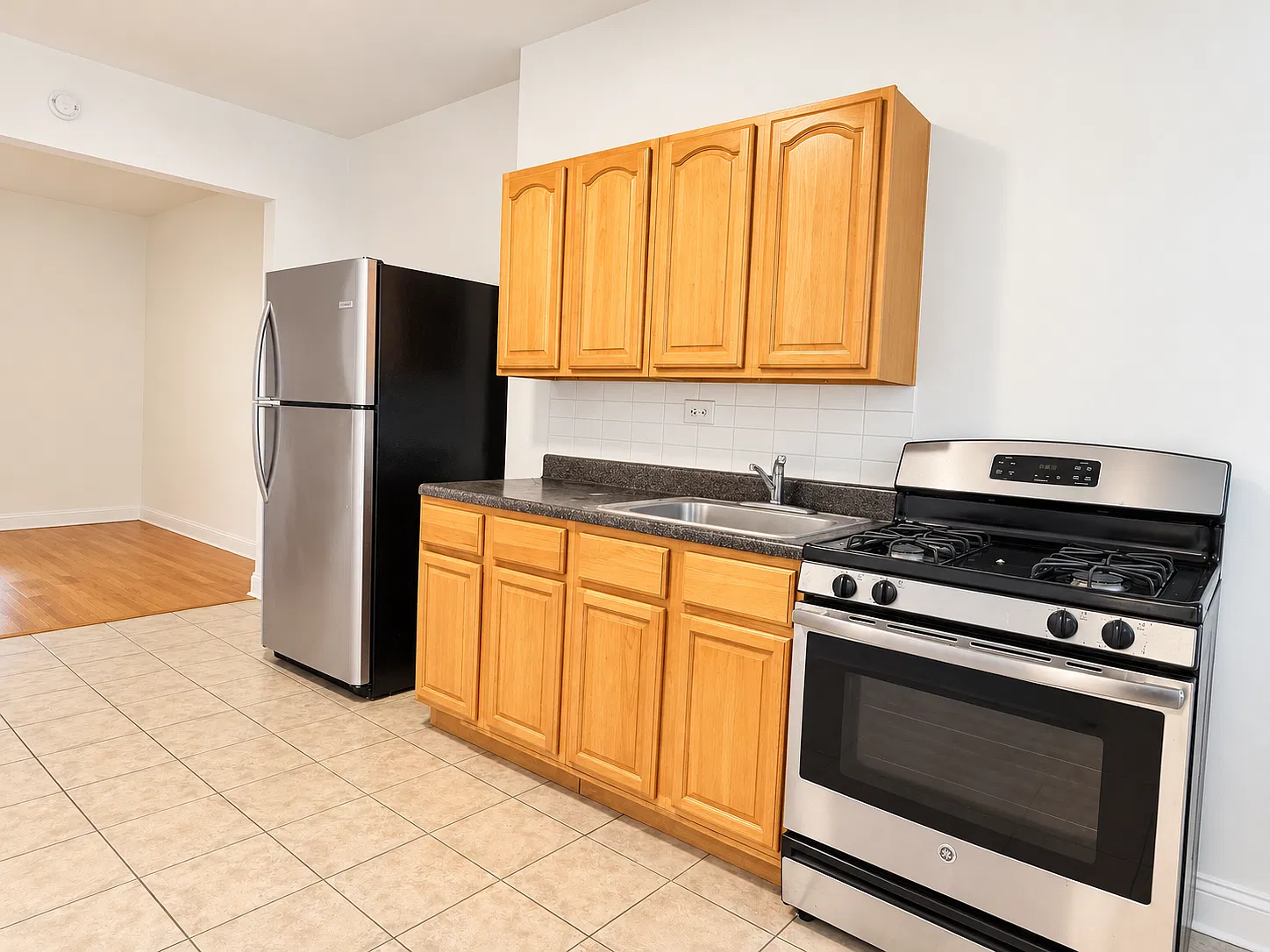 124 Linden Street — Photo 3