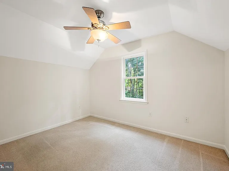 175 Easy Hollow Rd — Photo 19