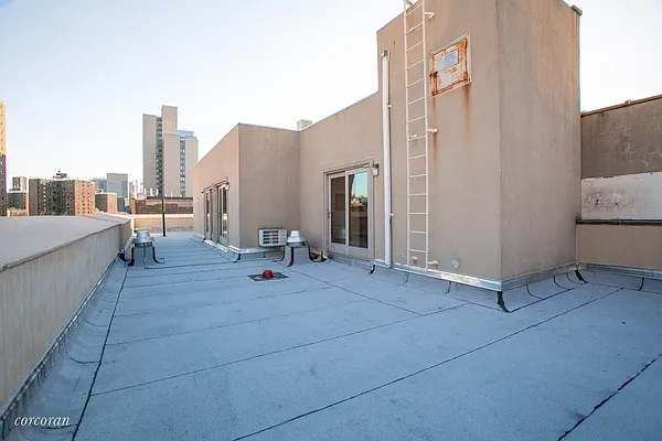 Rented by Corcoran | media 14