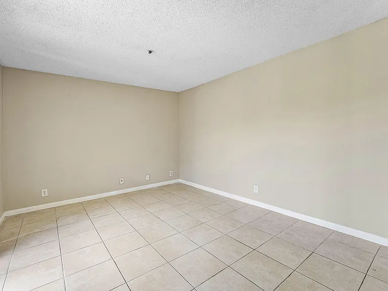 1534 Forest Lakes Cir #D — Photo 15