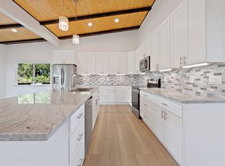 94-1453 Kia Kahi St, Naalehu, HI 96772