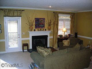 4th image of 21 Milpond Ln