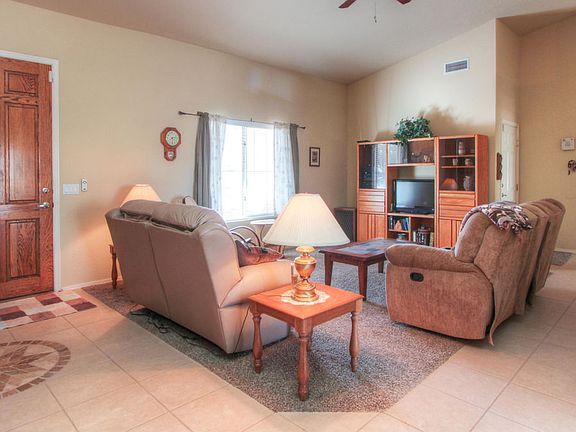 3rd image of 15665 S Magdalena Cir