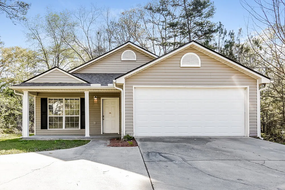 3 bed, 2.0 bath, 1266 sqft, $1,930 — Photo 1