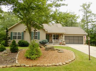 32 Leaf Cir, Fairfield Glade, TN 38558