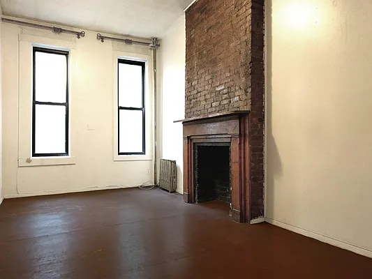 Rented by Union Square Property Management | media 9