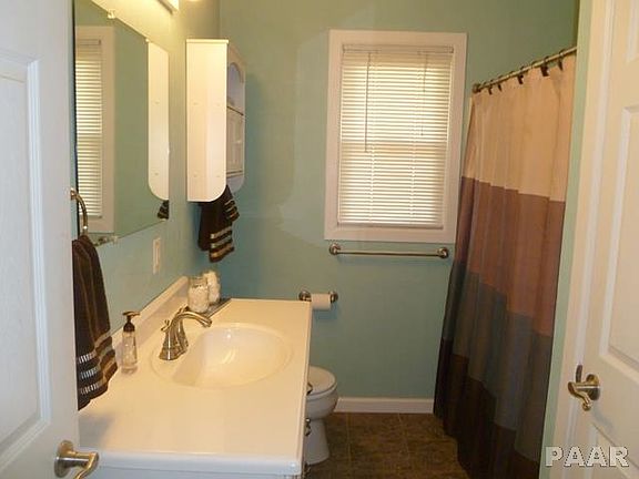 4th image of 4419 W Russell Ave