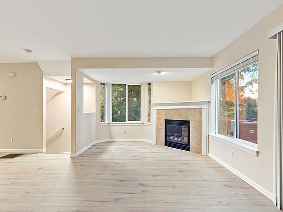 5th image of 15440 SW Mica Ln #1