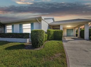 140 Glendower Cir #1, Sun City Center, FL 33573