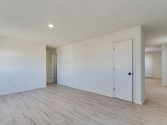 5th image of 7035 W Newell St