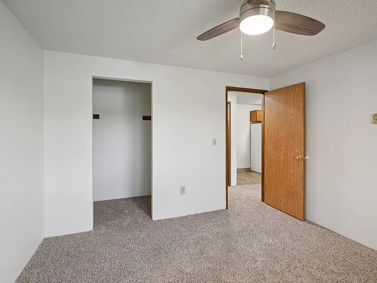 Bagley Estates- HOME SWEET HOME- UP TO 4 WEEKS FREE! — Photo 15