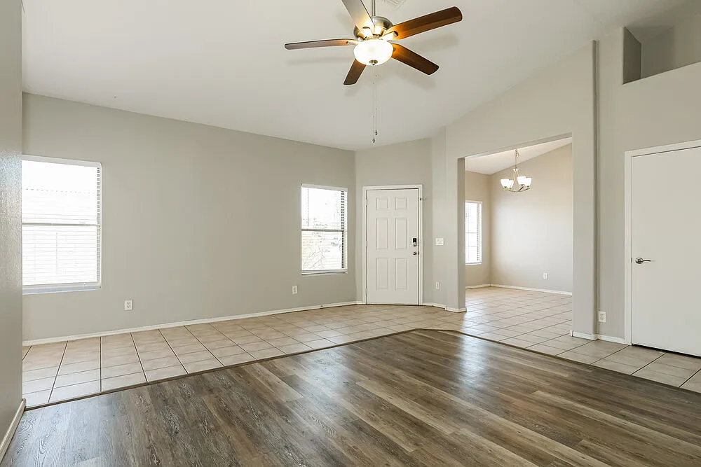 3 bed, 2.0 bath, 1535 sqft, $1,870 — Photo 4