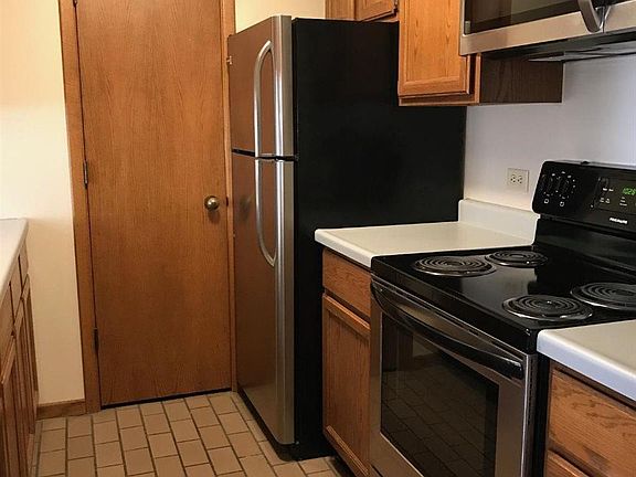 2nd image of 139 N 11th St APT 803