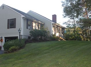 180 High St, Topsfield, MA 01983