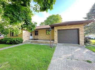119 S 2nd St, Ringsted, IA 50578