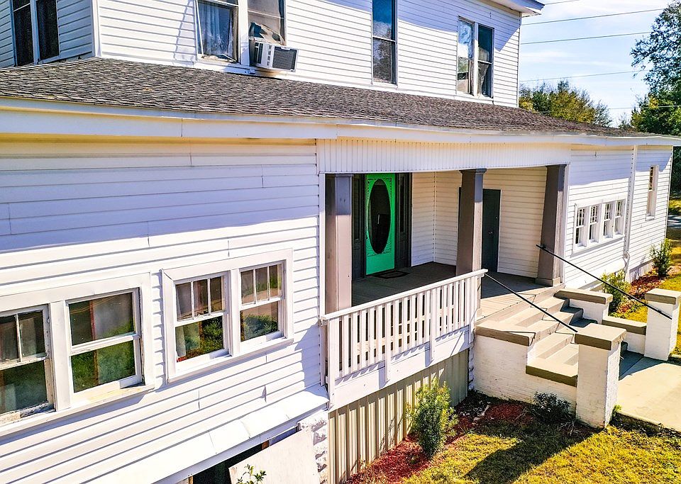 415 DEWEY ST Waycross GA Zillow