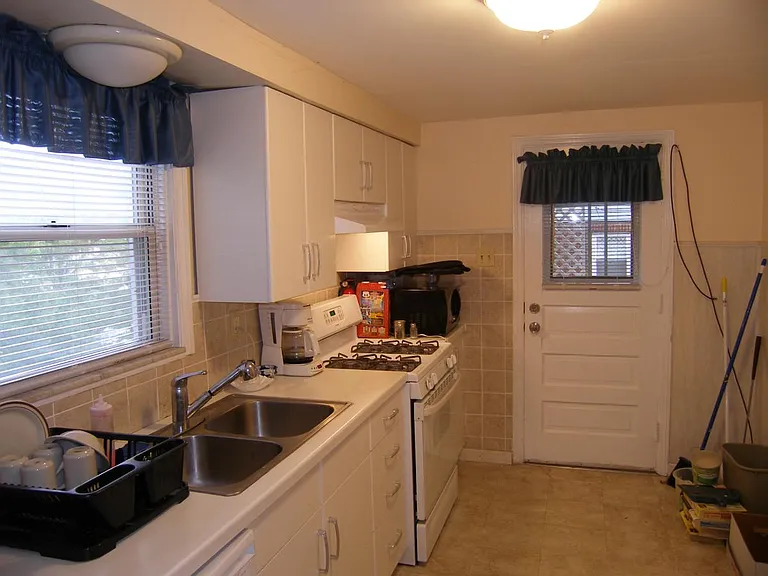 5357 Brownsville Rd — Photo 4