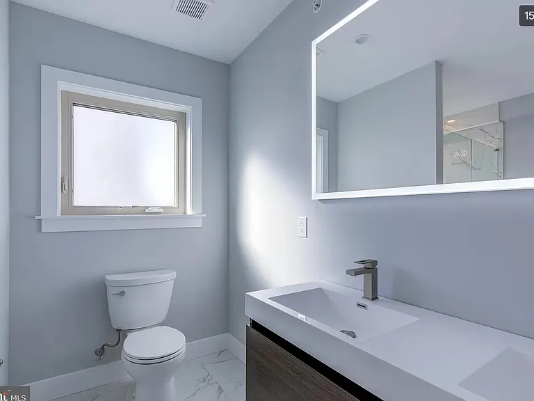 2222 E Albert St — Photo 21