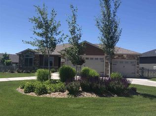3610 Country Club Ln, Kearney, NE 68845
