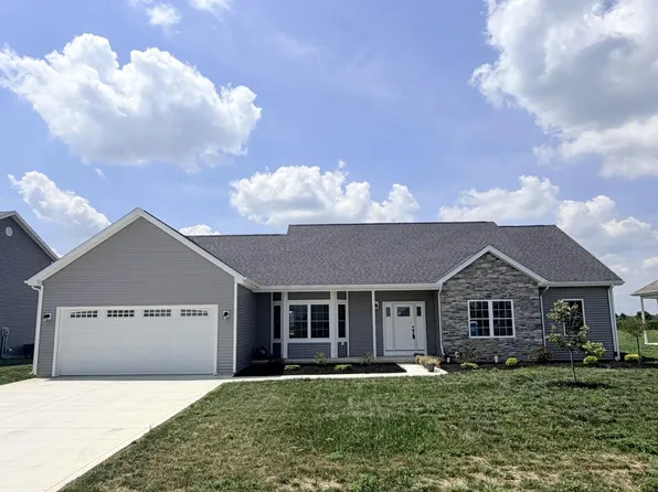 103 Saxony Dr, New Knoxville, OH 45871