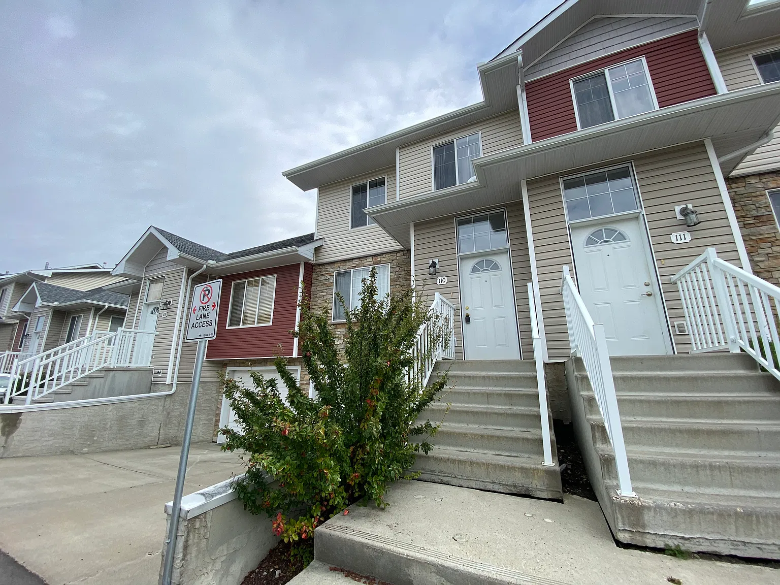 110 178 Bridgeport Boulevard — Photo 1