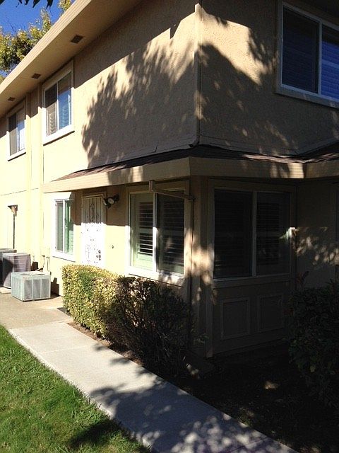 1st image of 1971 Eastwood Dr