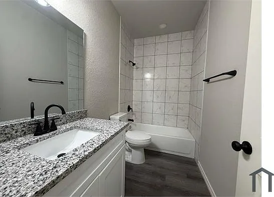 7610 Windsor Oaks — Photo 13