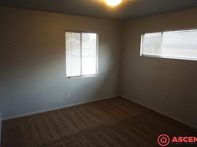 2112 Kingston Pl — Photo 7