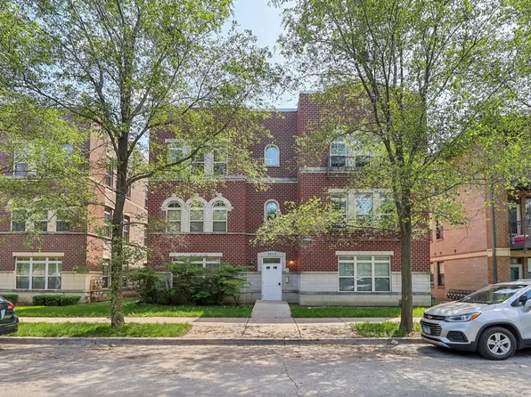 3815 S Langley Ave APT 301, Chicago, IL 60653
