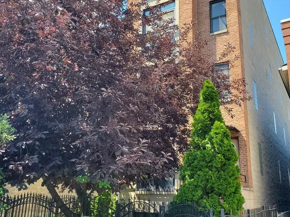 2226 W Monroe St APT 4, Chicago, IL 60612