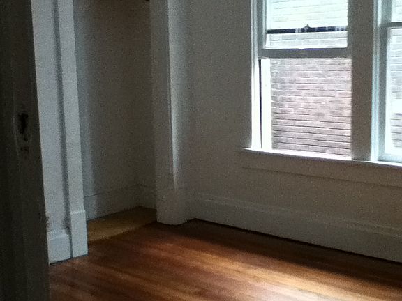 3rd image of 351 Chittenden Ave