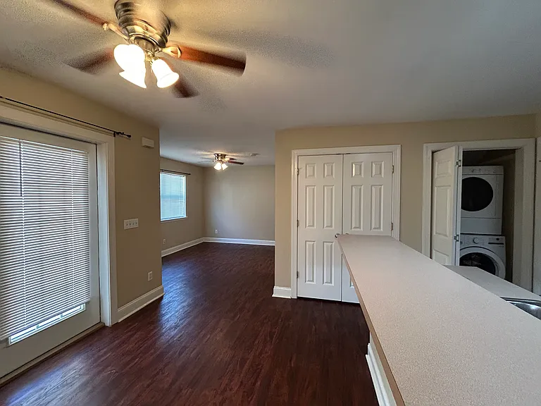 7 Cassandra Ln #B — Photo 8